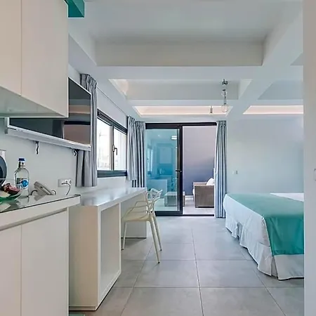 Hd Acuario Lifestyle Hotel 4*